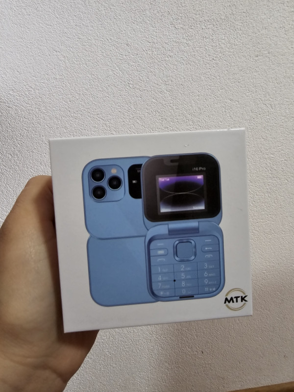 Telefon mobitel DUAL SIM preklopni - Image 2